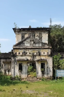 Long Hung Church: Quang Tri War Ruin & 1972 Battle Symbol