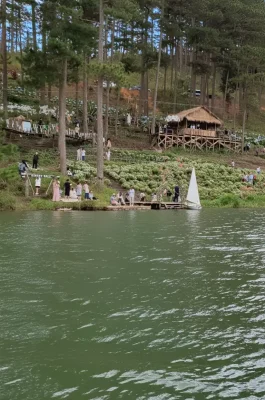 Tuyen Lam Lake Dalat: Scenic Pine Forest, Zen Monastery & Kayaking