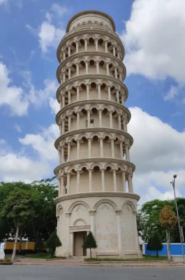 Vo Truong Toan University Hau Giang: European Architecture & Amusement Park