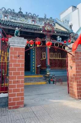 Ong Pagoda Can Tho: Historic Chinese Assembly Hall & Quan Cong Temple