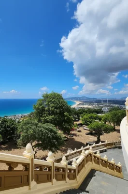 Ong Nui Temple Binh Dinh: Giant Buddha Statue & Linh Phong Zen Pagoda