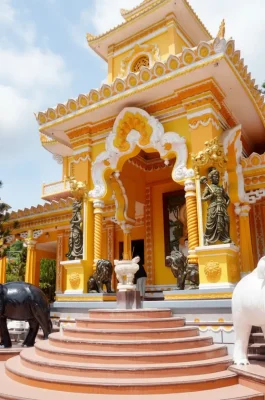 Tay An Pagoda: Indian-Vietnamese Architectural Gem at Sam Mountain