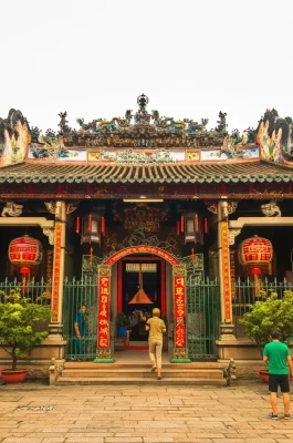 Thien Hau Pagoda HCMC: Mazu, Goddess of the Sea in Chinatown