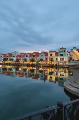 Grand World Phu Quoc: Vietnam's Sleepless City & Venice Canal