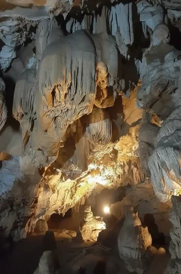 Dong Hoa Cuong (Diamond Cave): Sparkling Gem of Cat Ba Island, Hai Phong