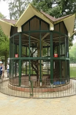 Hanoi Zoo (Thu Le Park): Family Fun & Wildlife Near Thu Le Lake