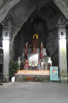 Kinh Chu Cave: Vietnam's Sixth Most Beautiful Cave with National Treasure Inscriptions