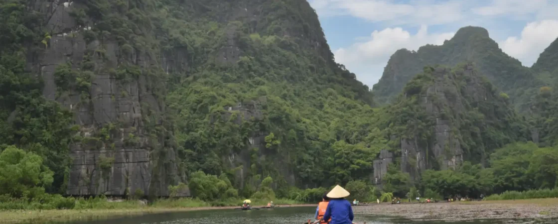 Tam Coc - Bich Dong: The "Halong Bay on Land" Boat Trip in Ninh Binh