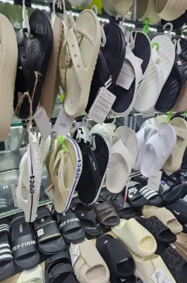 Dam Market Nha Trang: Central Lotus Architecture & Seafood Shopping Hub