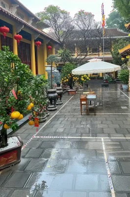 Quan Su Pagoda Hanoi: Headquarters of Vietnam Buddhist Sangha