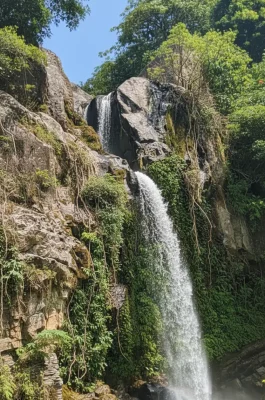 Gieng Troi Da Nang: Heaven's Well Trekking, Waterfall & Wild Swimming