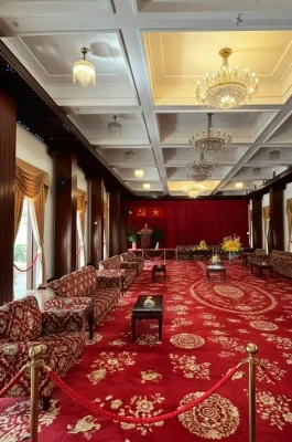 Independence Palace Ho Chi Minh: Vietnam War History & Bunker Tour