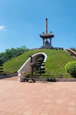 Quang Tri Ancient Citadel: 81-Day Battle Site & Vietnam War Memorial