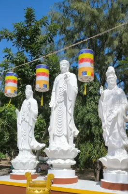 Tu Van Pagoda Cam Ranh: Unique Sea Shell Tower & 18 Levels of Hell Tunnel