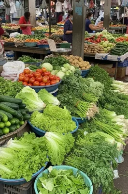 Hang Da Market Hanoi: Vintage Clothing, Local Food & Shopping Guide