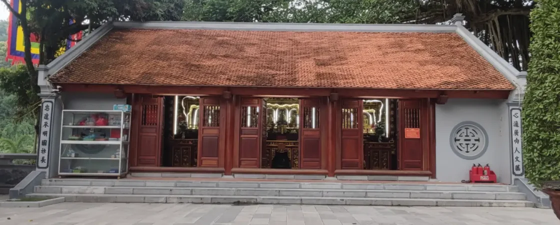 Den Thuong Lao Cai Temple: Honoring Trần Hưng Đạo at the China Border