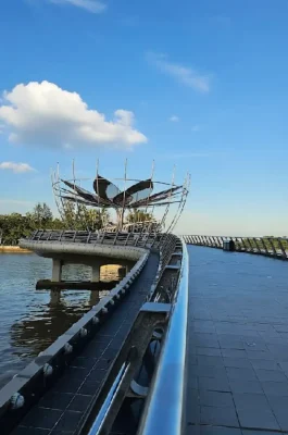 Ninh Kieu Wharf Can Tho: Mekong River Cruises, Night Market & Cultural Park