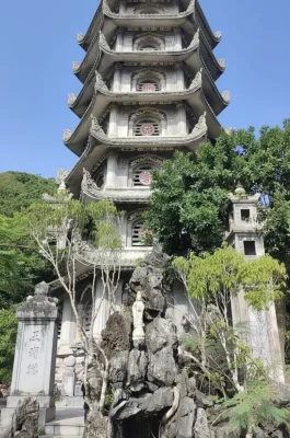 Marble Mountains Da Nang: Caves, Pagodas, and Ocean Panorama