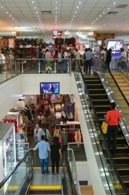 Saigon Square HCMC: Air-Conditioned Bargain Fashion Market
